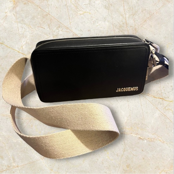JACQUEMUS

Le Cuerda horizontal bag - Picture 1 of 5